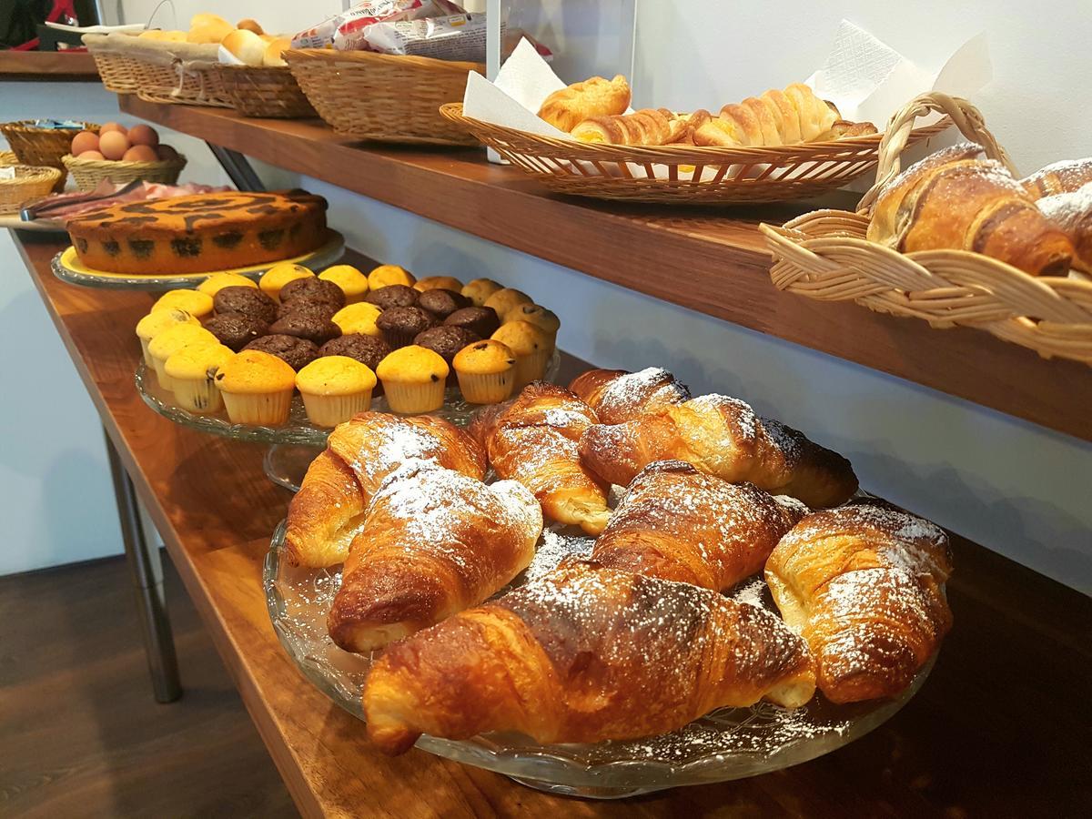 Ottomood Ala Ovest Catania Centro Panzió Kültér fotó