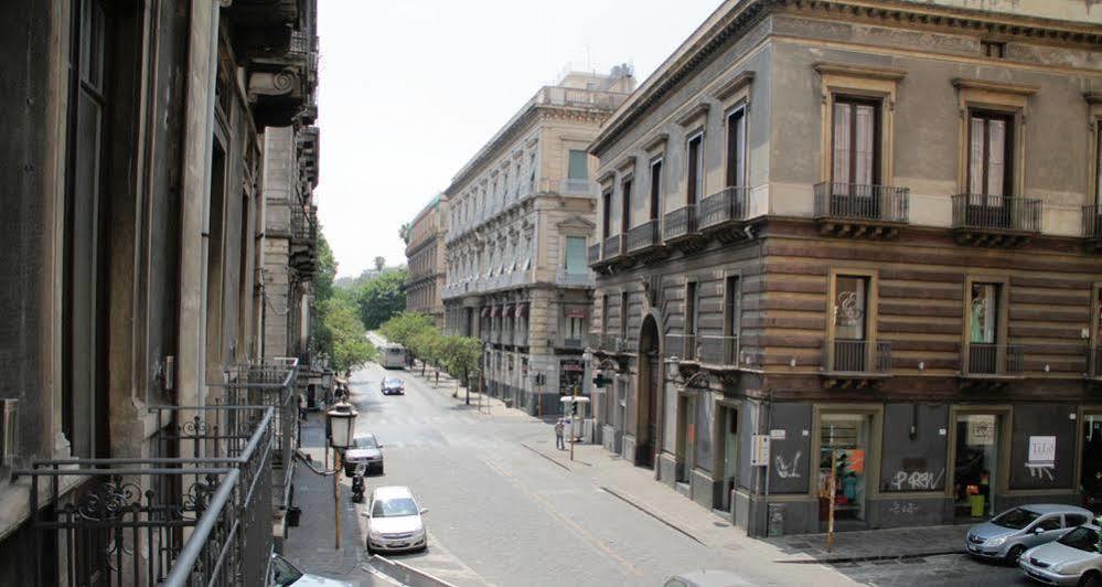 Ottomood Ala Ovest Catania Centro Panzió Kültér fotó